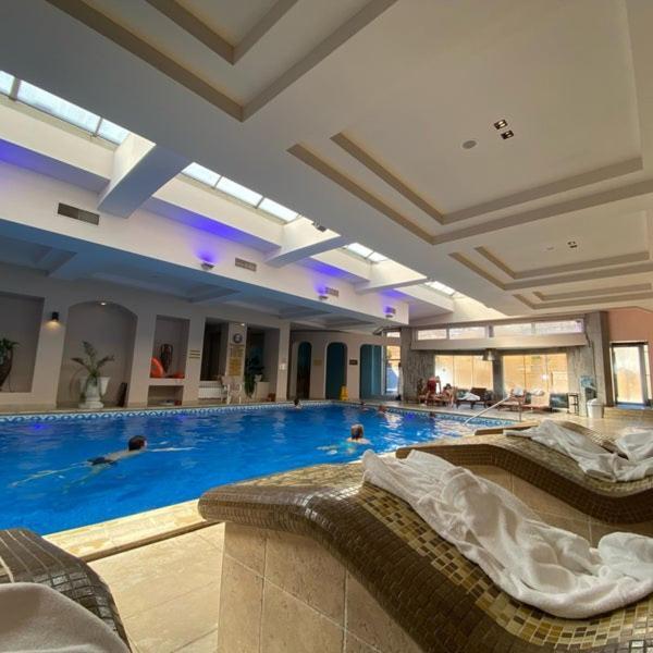 Мия 2 Deluxe Royal Spa 韦林格勒 外观 照片