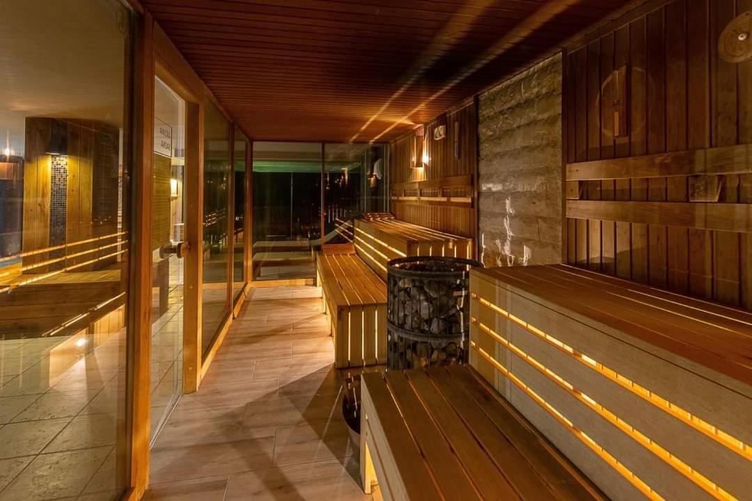 Мия 2 Deluxe Royal Spa 韦林格勒 外观 照片